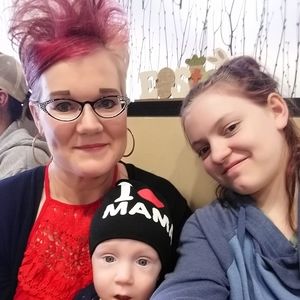 Meet your Posher, Ambra